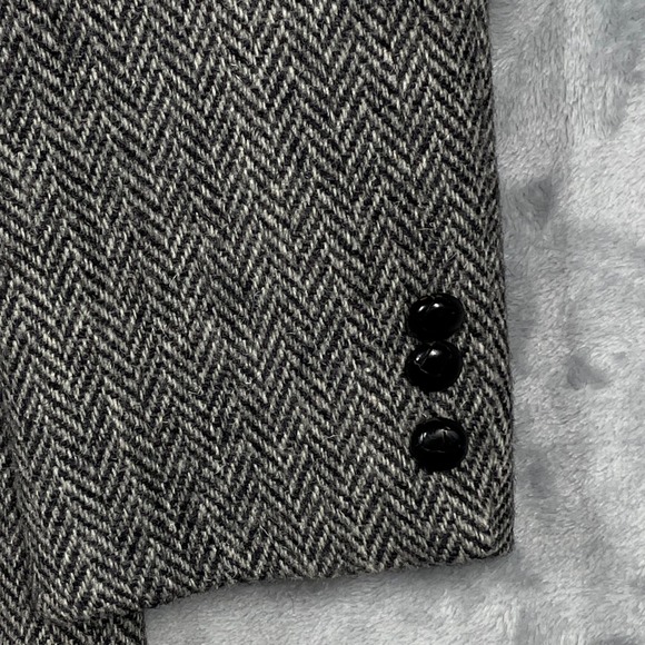 Harris Tweed Other - Harris Tweed Mens Grey Herringbone Scottish Wool Blazer Sport Coat 42L USA